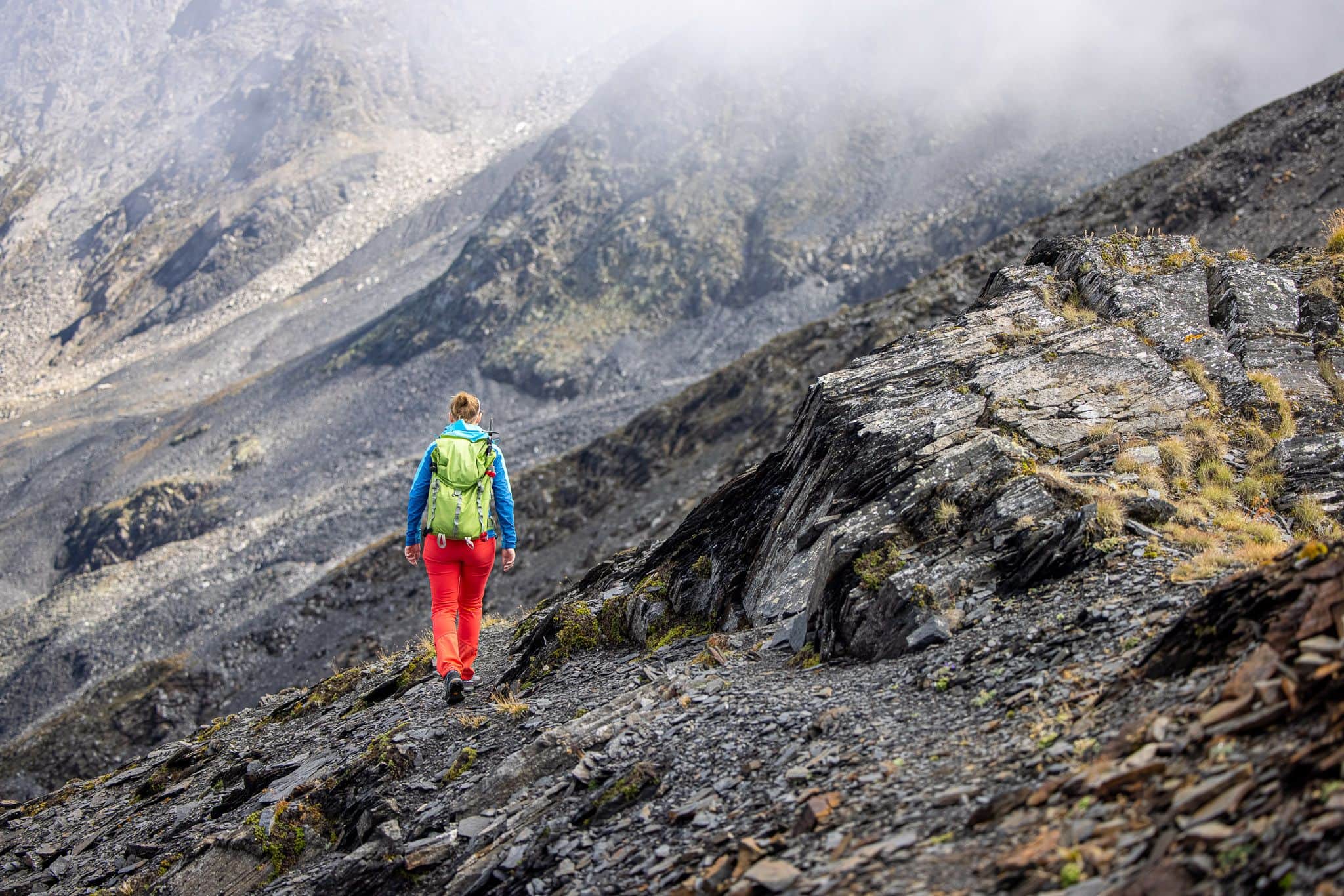 Looks like a volcano,