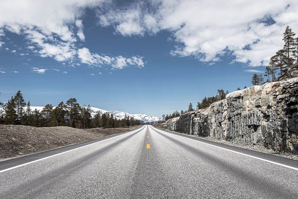 Work and travel at the same time? No problem!